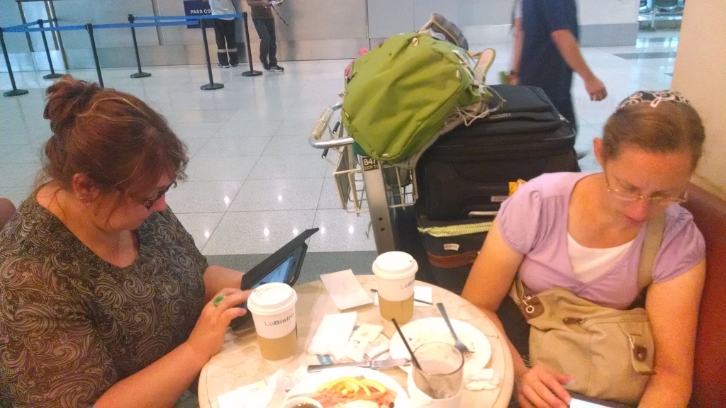 Layovers in Manila at 6 am are a great time to catch up on the internet. 